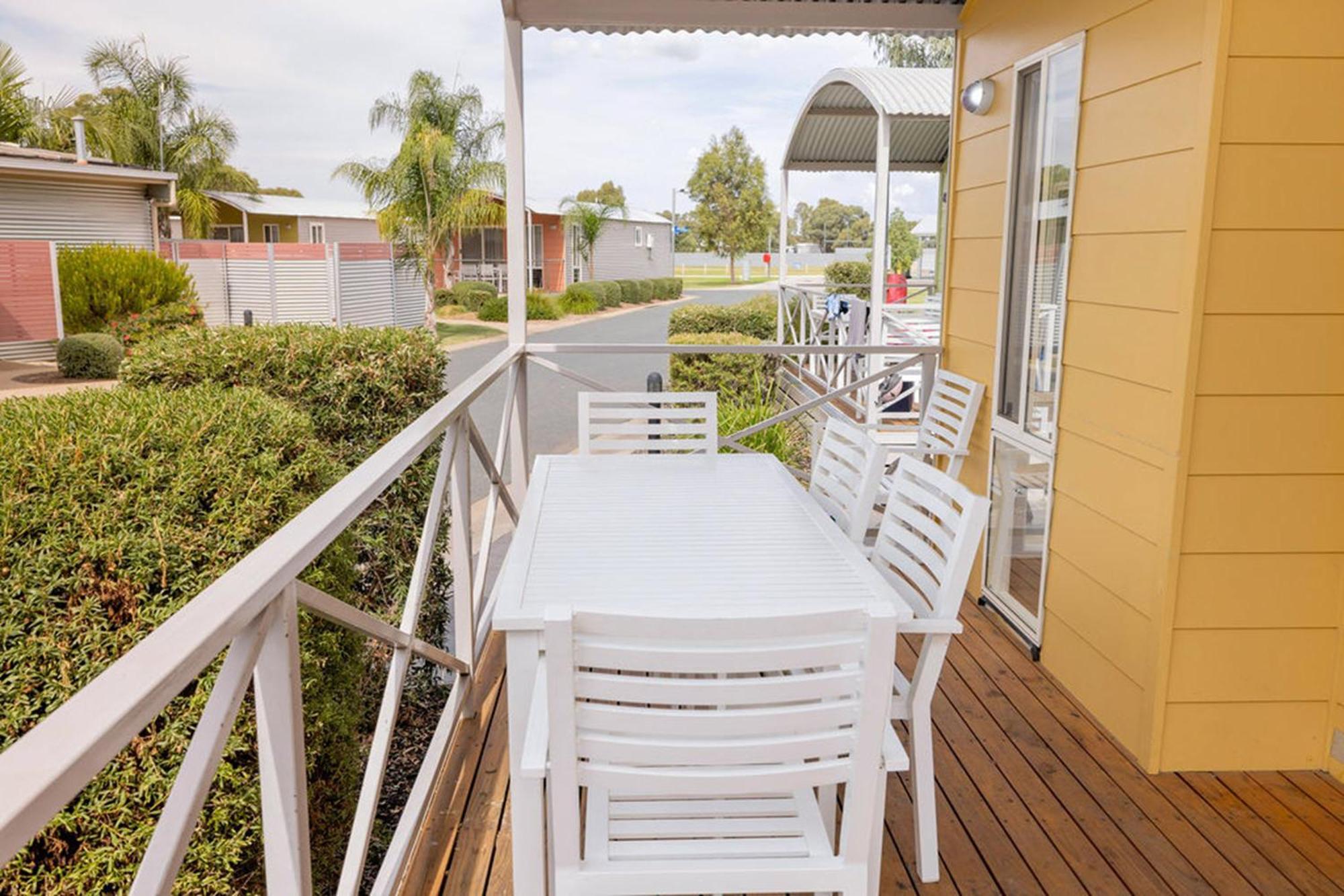 Big4 Deniliquin Holiday Park Værelse billede